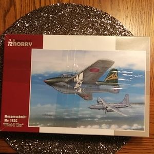New in Damaged Box Special Hobby Messerschmitt Me 163C What-if War Plane